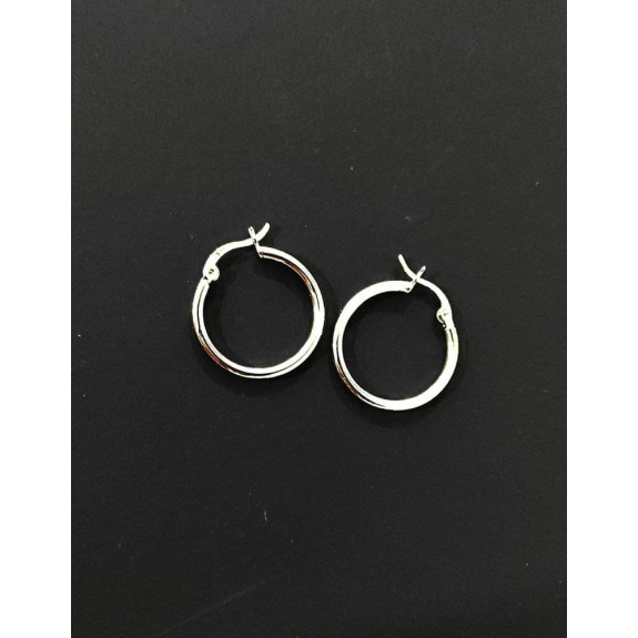 أقراط فضة دائرية